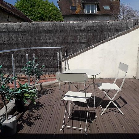 Belle Maison Au Coeur De Recloses Exterior foto